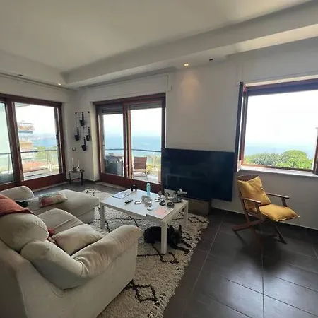 La Maison Del Mare Apartment *