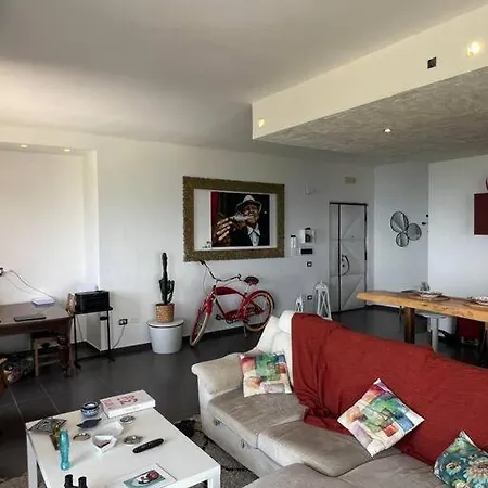 La Maison Del Mare Apartment *