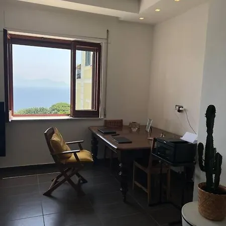 La Maison Del Mare Apartment *